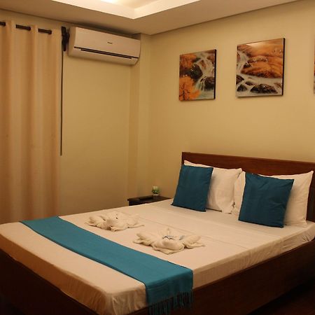 Aqua Travel Lodge เอลนิโด ภายนอก รูปภาพ