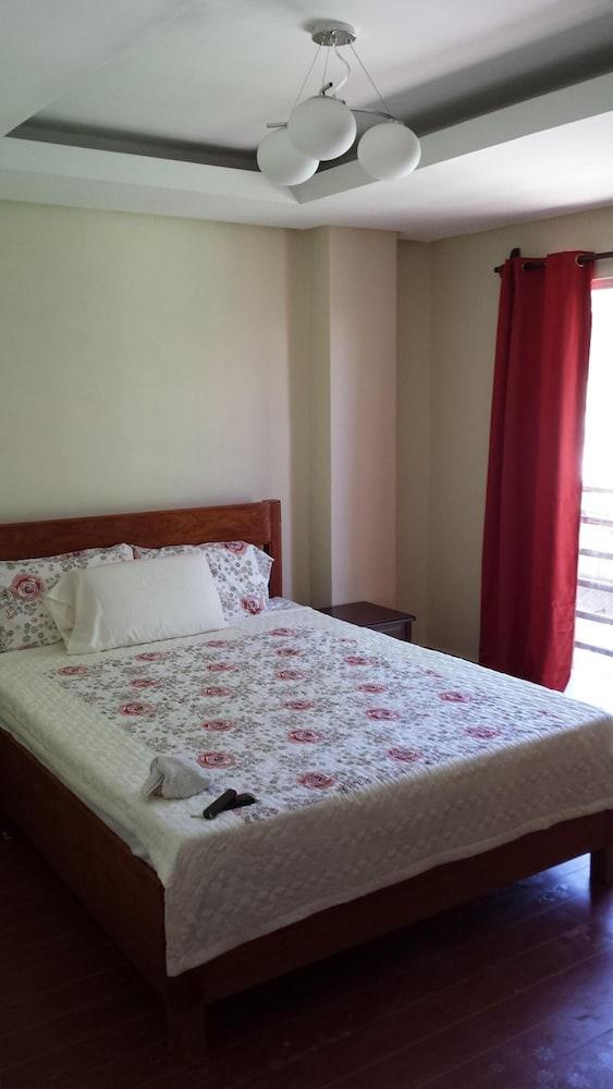 Aqua Travel Lodge เอลนิโด ภายนอก รูปภาพ