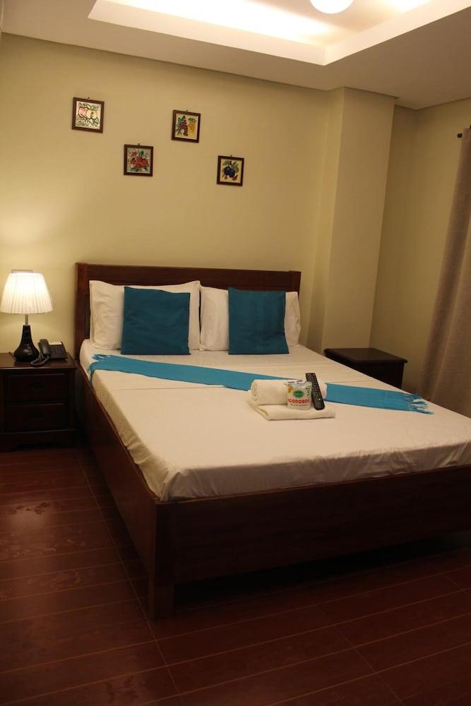 Aqua Travel Lodge เอลนิโด ภายนอก รูปภาพ