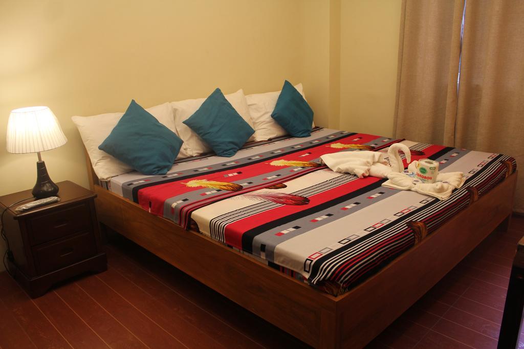 Aqua Travel Lodge เอลนิโด ภายนอก รูปภาพ
