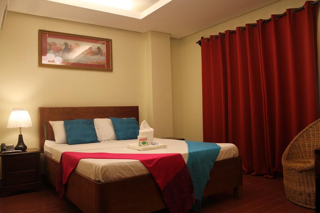 Aqua Travel Lodge เอลนิโด ภายนอก รูปภาพ